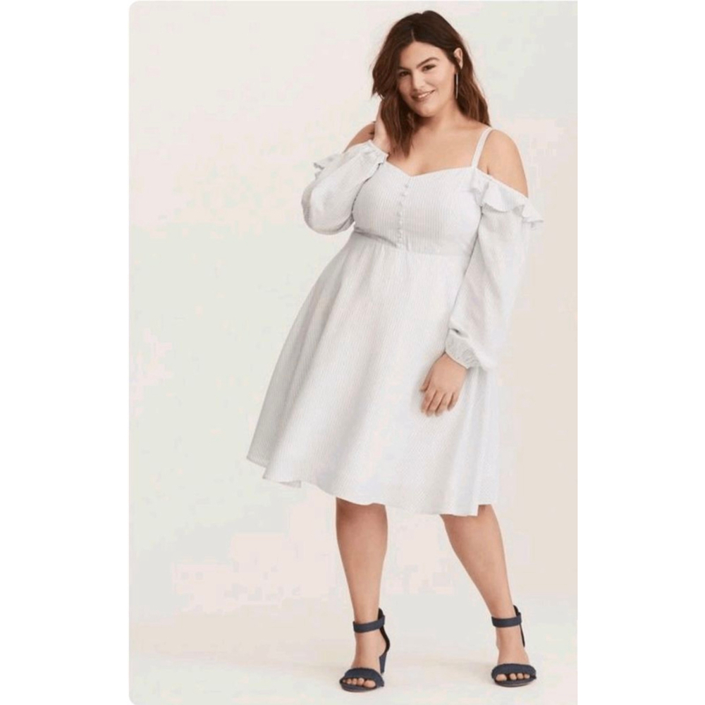 Torrid Light Blue & White Striped Cold Shoulder beach vacation 2X lined Dress